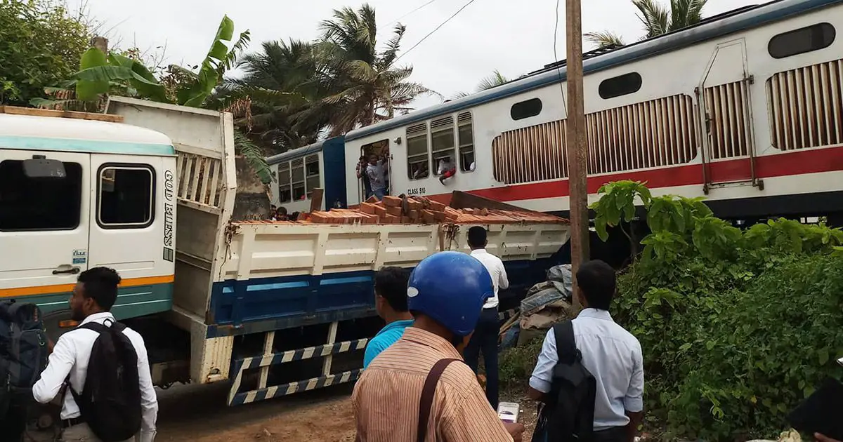 Train-Lorry Crash Between Dehiwala and Wellawatta