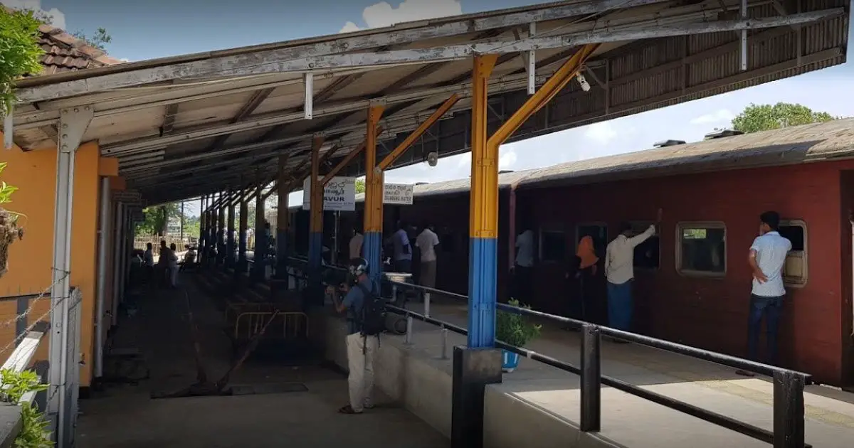 Eravur Railway Station