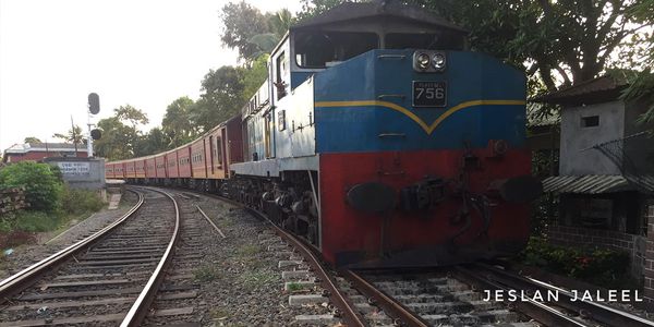 Train No 8365 Derailed at Kalutara South Railway Station