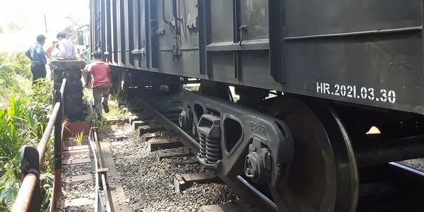 Train No 1126 Derailed near Rozella Railway Station