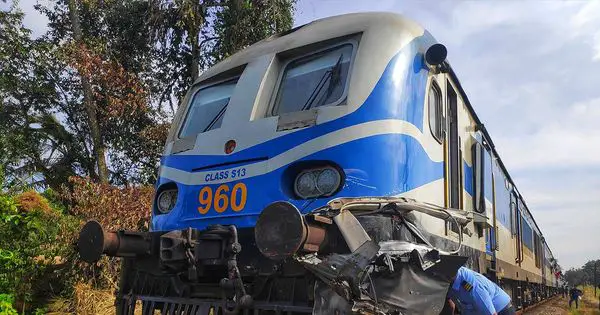 Car Crashed into Sri Devi Train at Nailiya